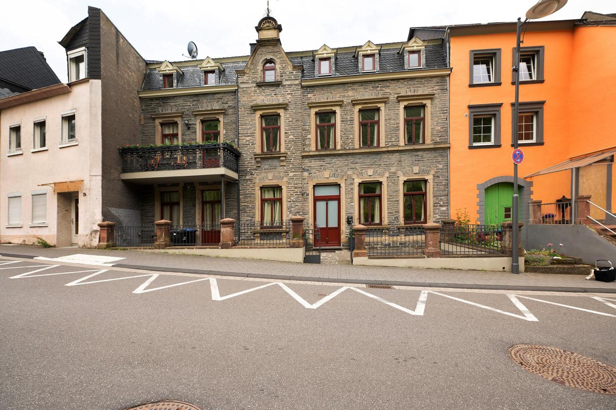 Alte Stadtvilla Am Weinberg 3 Трабен-Трарбах Екстериор снимка